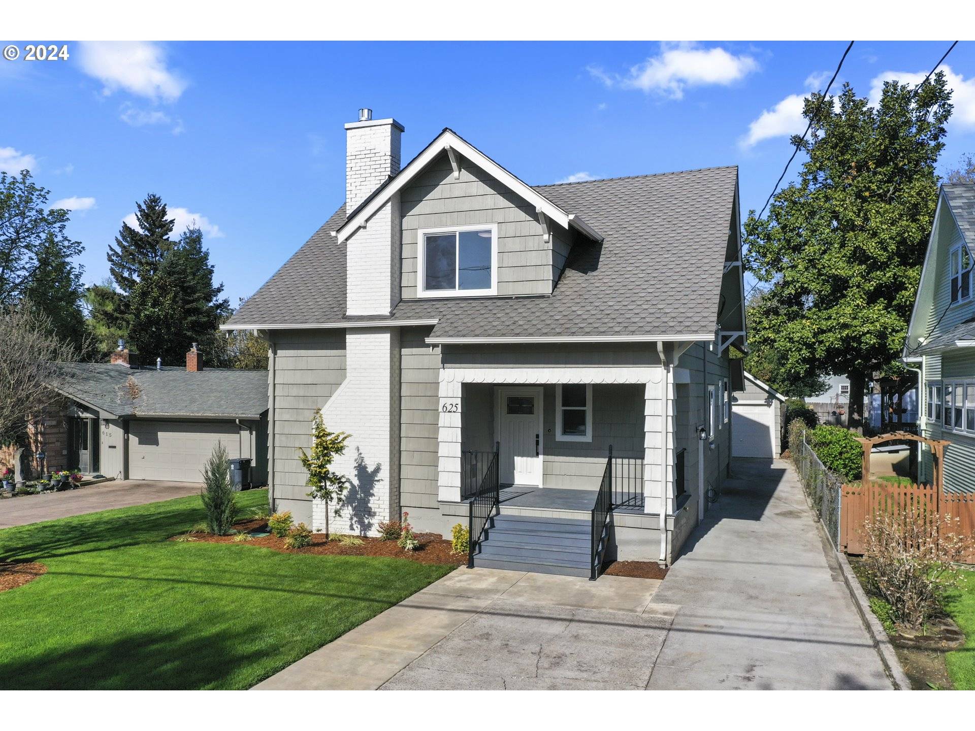 625 15TH ST NE, Salem, OR 97301