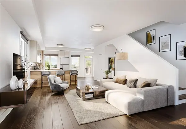 276 DUNSMURE Road #24, Hamilton, ON L8M 0A2