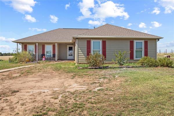 1183 County Street 2530 Street, Hydro, OK 73048