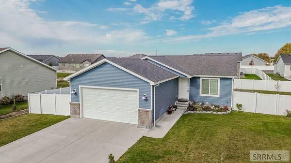 3975 E Hyrum Drive,  Idaho Falls,  ID 83401