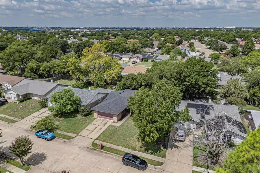 514 Michael Drive, Grand Prairie, TX 75052