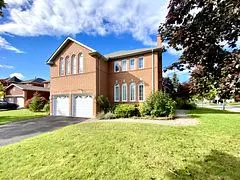 70 Dewbourne PL, Whitby, ON L1R 1X9