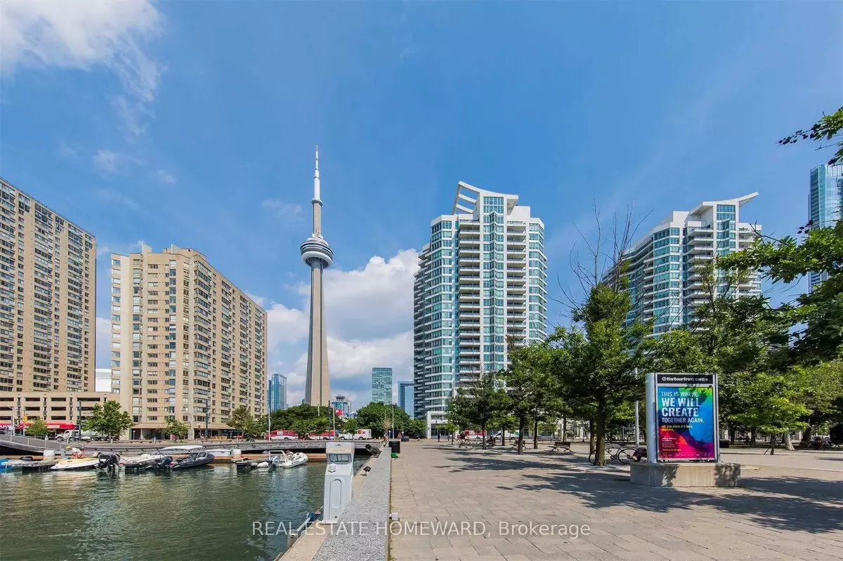 Toronto C01, ON M5J 2X1,228 Queens Quay W #1708