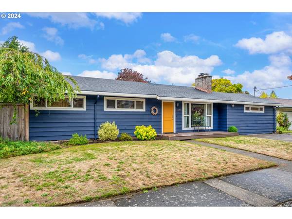 221 NE 111TH AVE, Portland, OR 97220