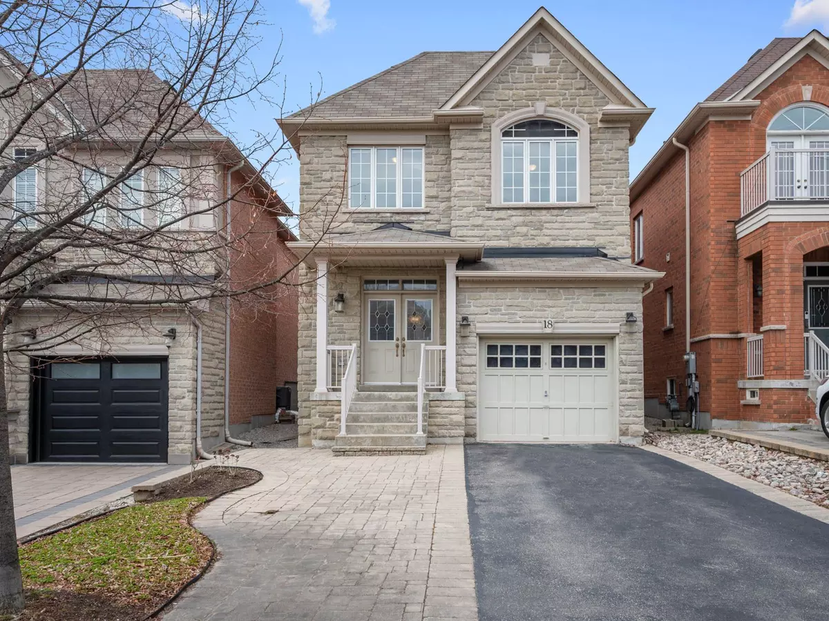 Vaughan, ON L6A 0R1,18 White Beach CRES