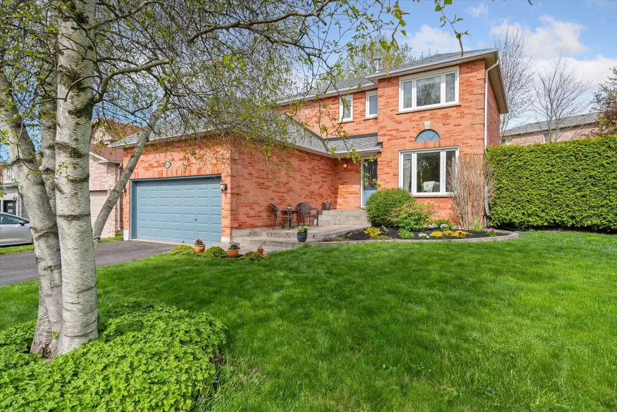 Newmarket, ON L3Y 7J8,435 Kelly CRES