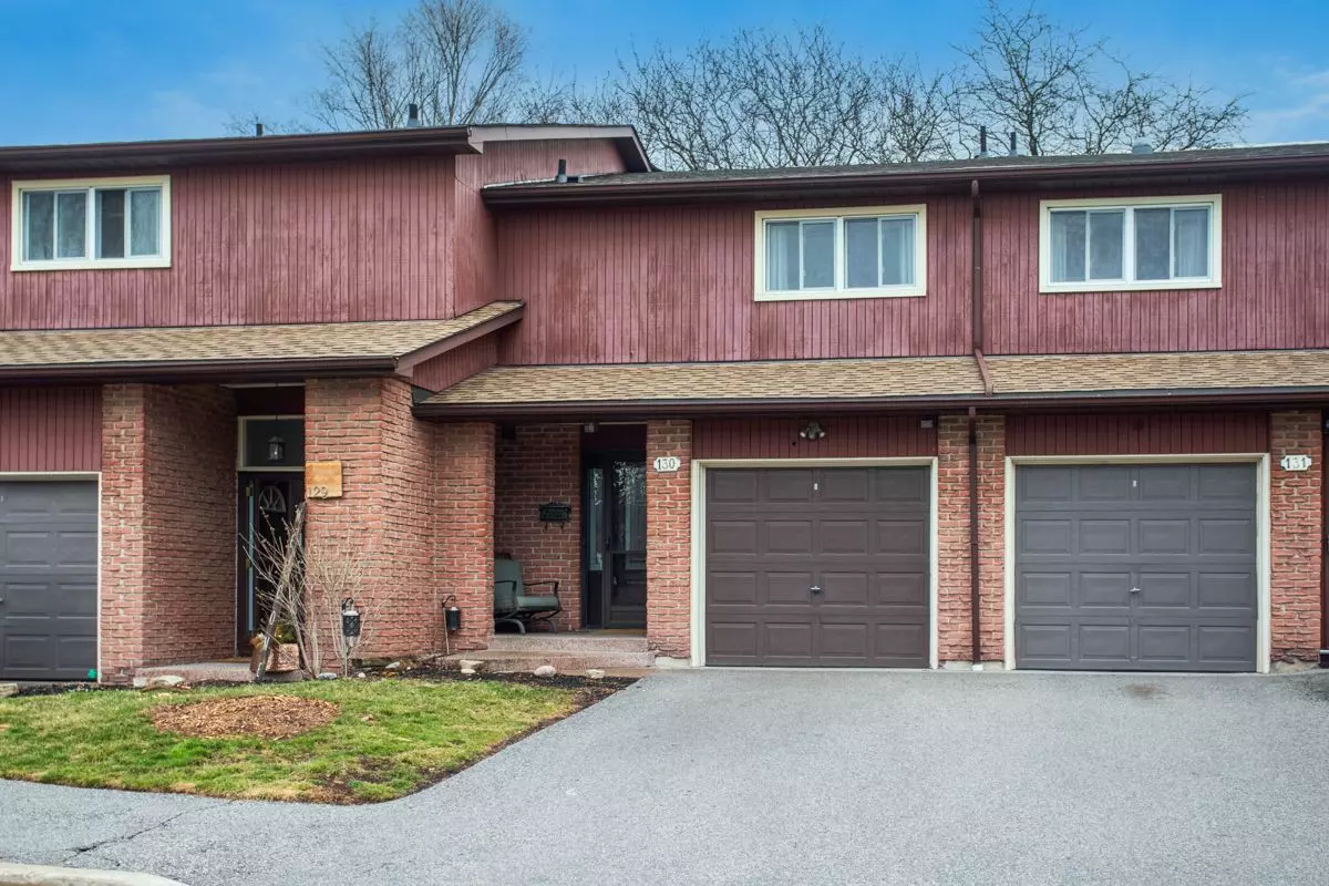 Halton, ON L7P 3M3,2301 Cavendish DR #130