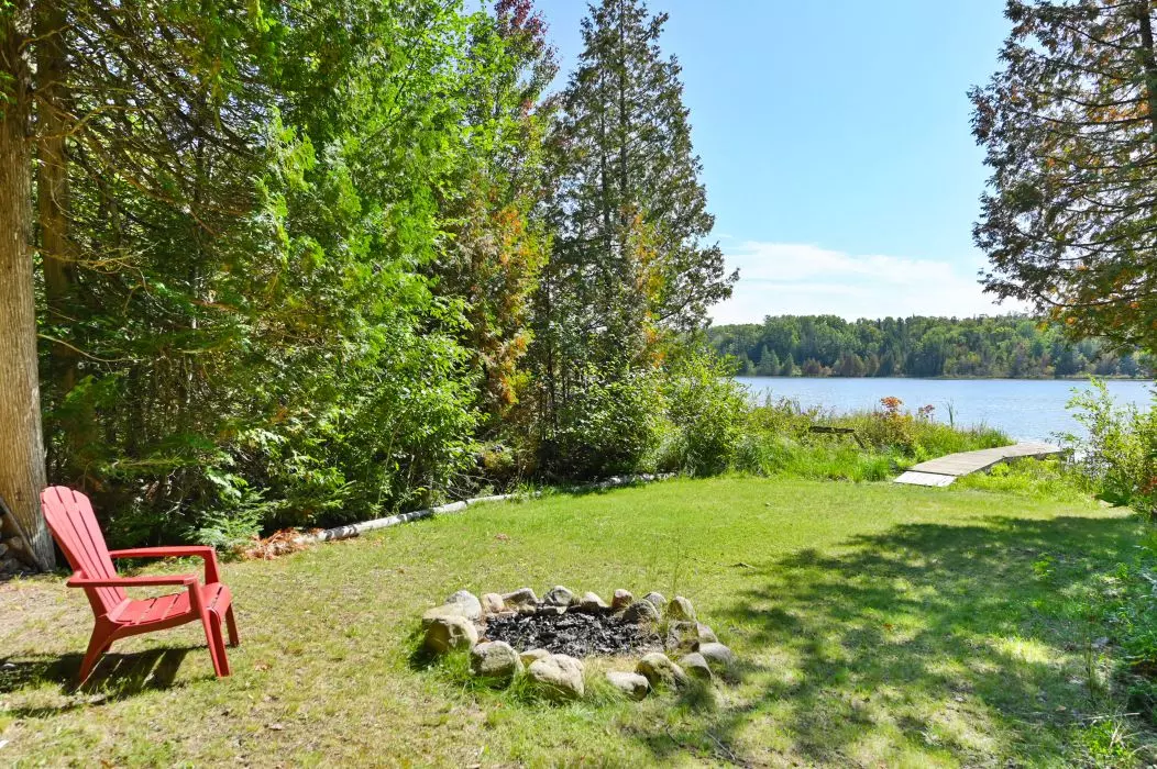 North Frontenac, ON K0H 2M0,1213 Klima LN