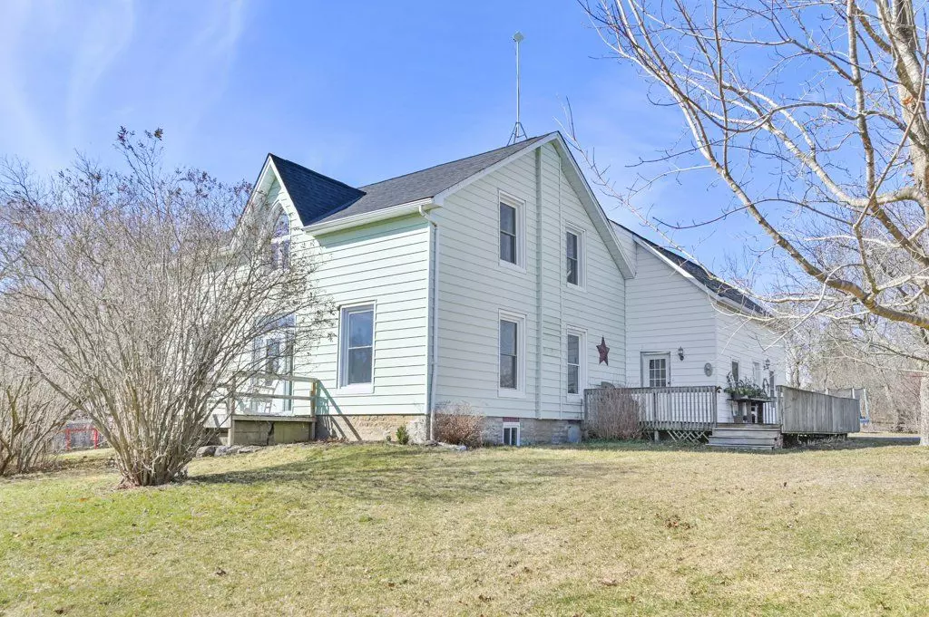 Tyendinaga, ON K8N 4Z6,2033 Casey RD