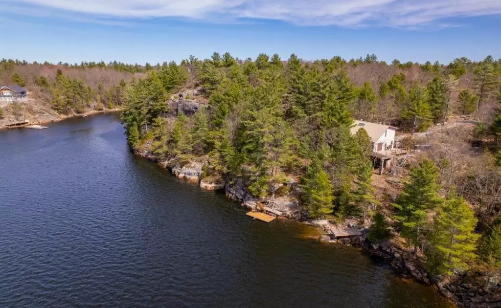 Georgian Bay, ON P0E 1E0,1150 Minnow Bay RD