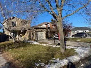 Simcoe, ON L4N 7P1,82 Barre DR