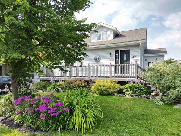 47 Seventh AVE,  Englehart,  ON P0J 1H0