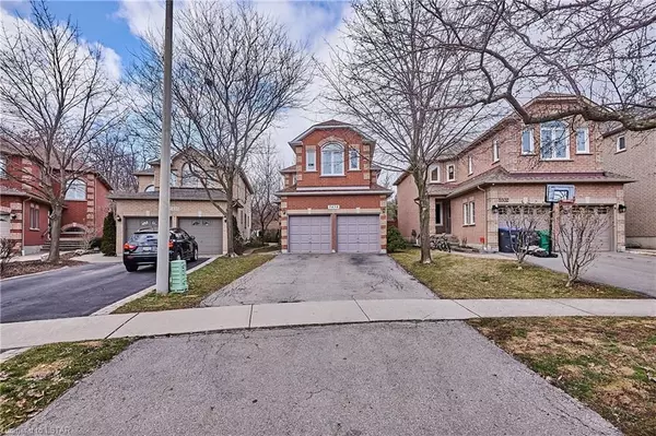 Mississauga, ON L4Z 4A7,5498 RED BRUSH DR