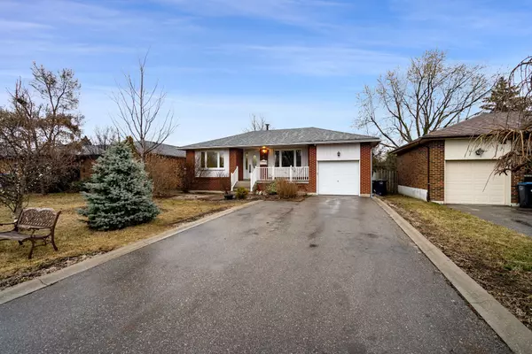 Brampton, ON L6T 1K8,49 Deerfield CRES