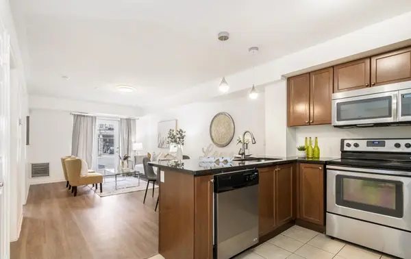 Milton, ON L9T 8R4,1005 Nadalin Heights N/A #111