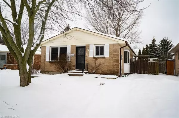 London, ON N6G 4E5,104 BLANCHARD CRES