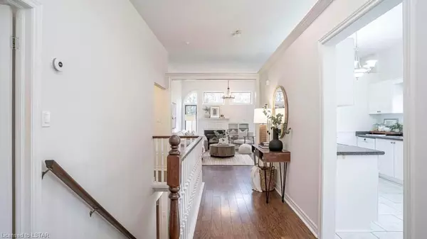 London North, ON N5X 3Y1,1478 ADELAIDE ST N #54