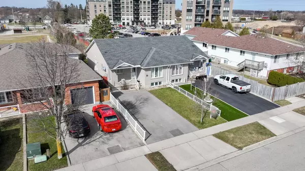 Cambridge, ON N1P 1C2,12 Remple CT