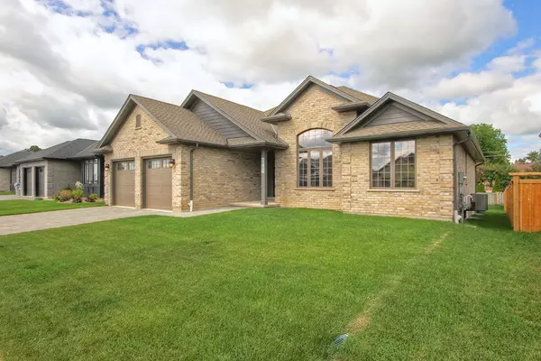 Strathroy-caradoc, ON N0L 1W0,2003 Lockwood CRES