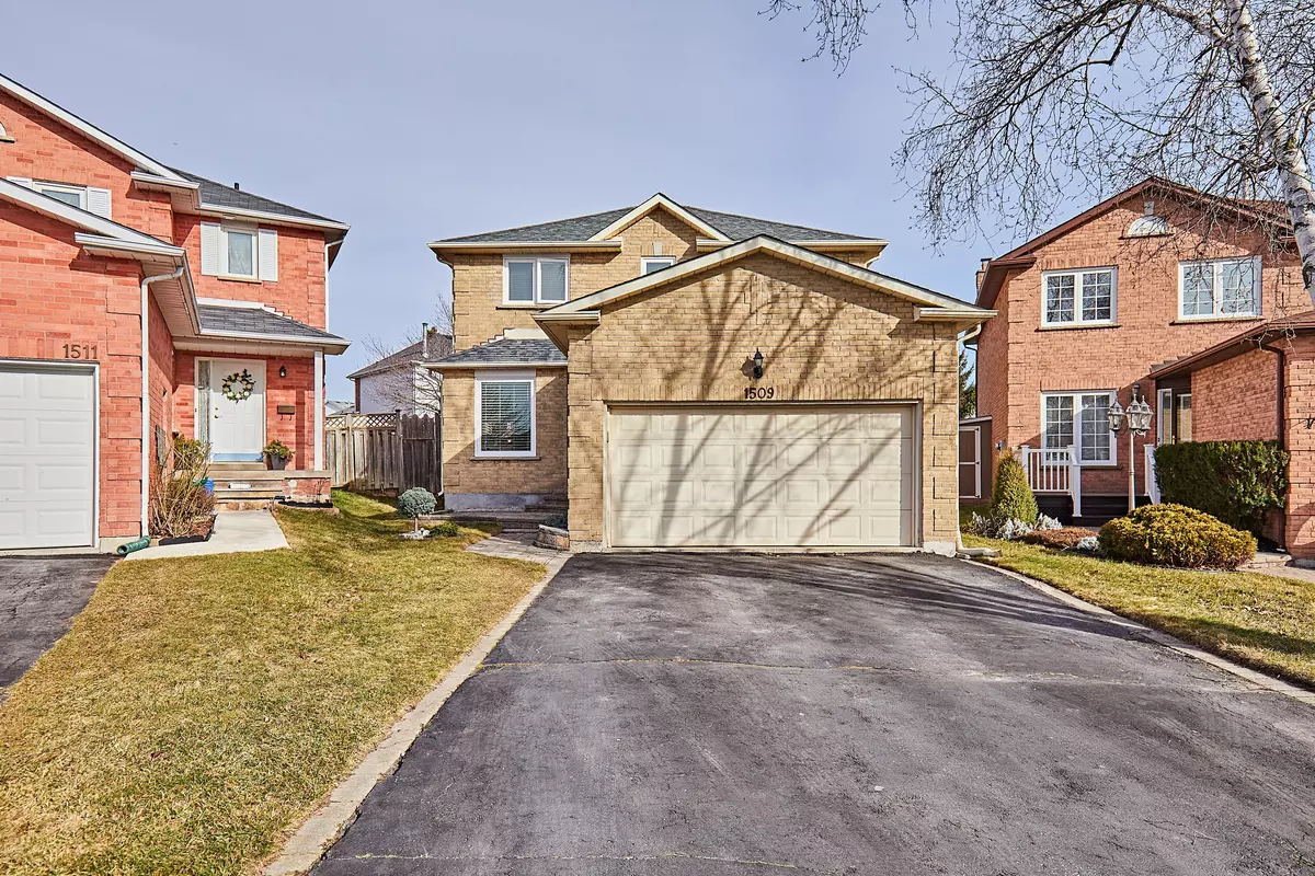 Pickering, ON L1X 2M9,1509 Reesor CT