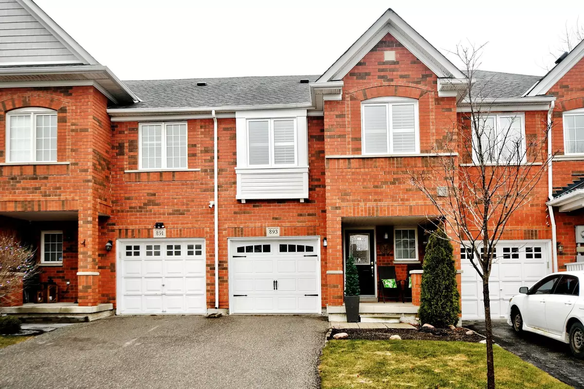 Newmarket, ON L3X 2Z4,893 Joe Persechini DR