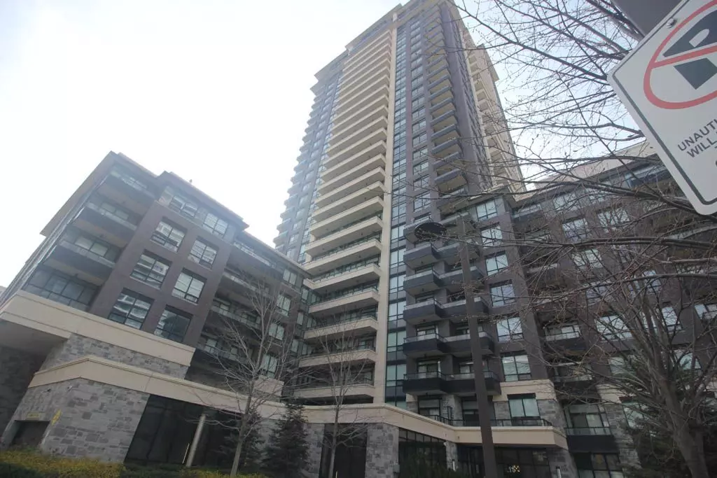 Markham, ON L3P 1N3,15 Water Walk DR #301