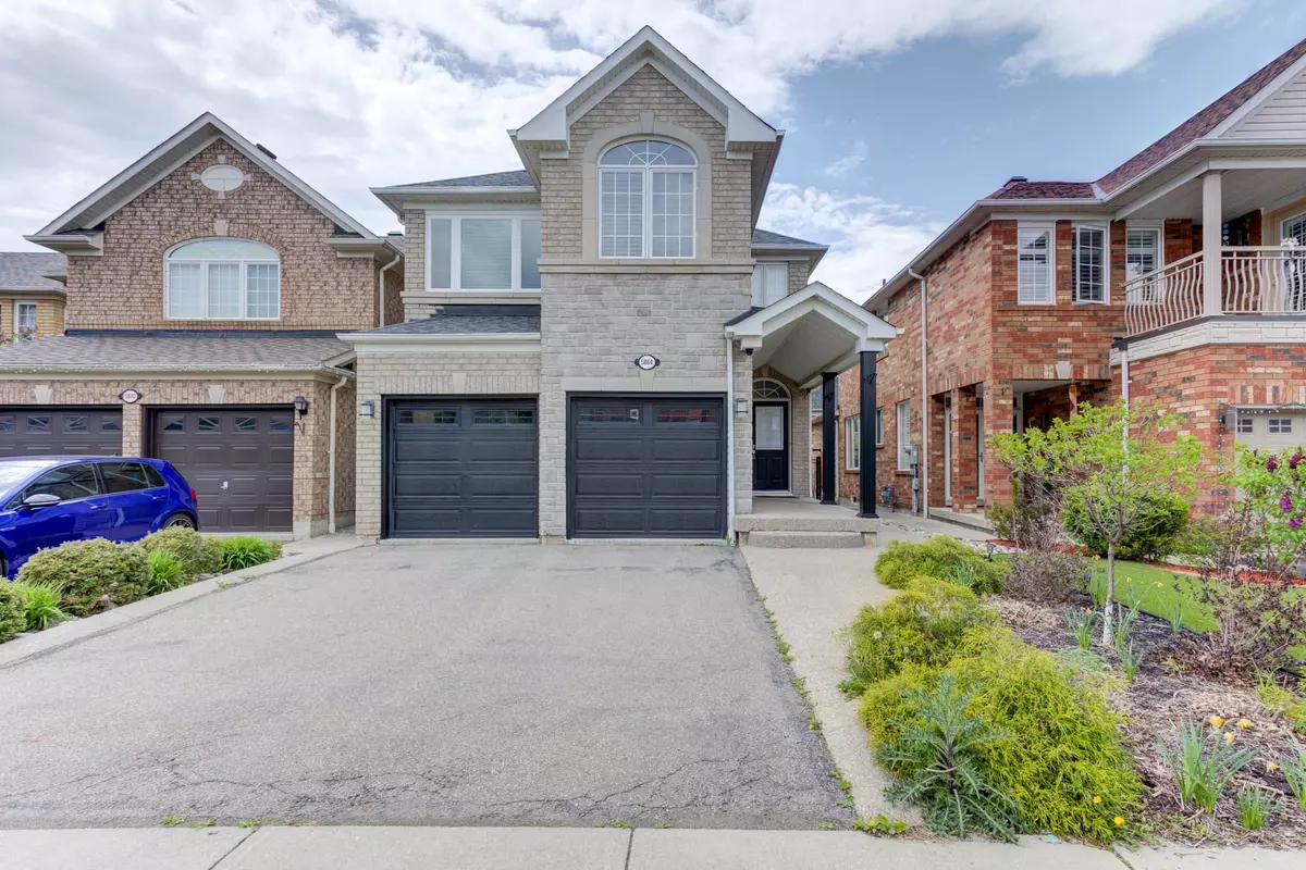 Mississauga, ON L5V 2X2,5864 O'meara ST