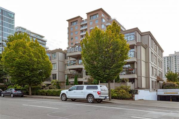 935 Johnson St #212, Victoria, BC V8V 3N5