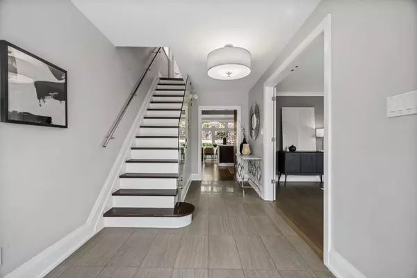 Toronto C11, ON M4G 1A8,57 Bennington Heights DR