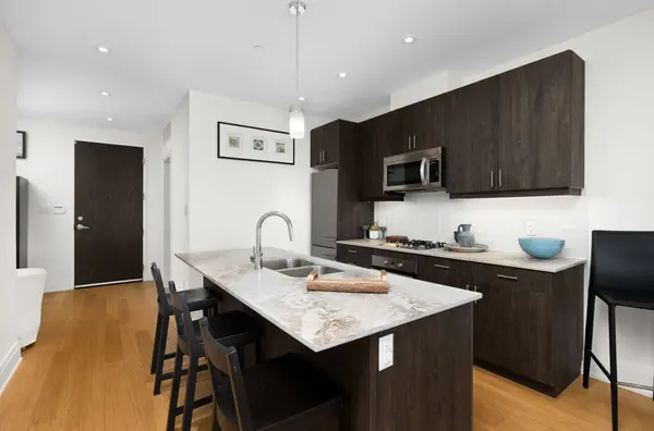 Toronto E02, ON M4E 0C2,365 Beech AVE #402