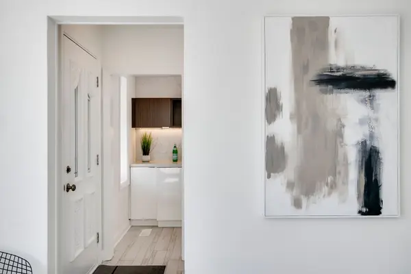 Toronto E04, ON M1P 1W6,16 Denham RD