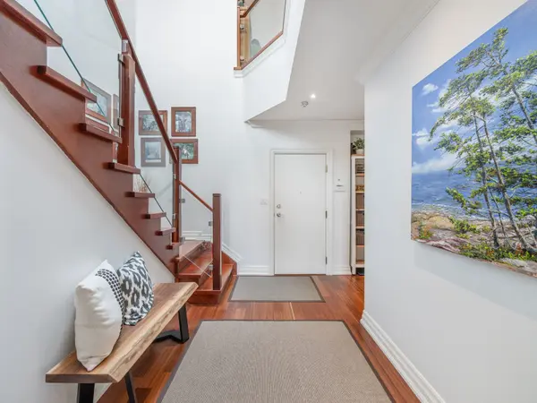 Toronto E08, ON M1E 5B6,20 Guildwood Pkwy #PH 15