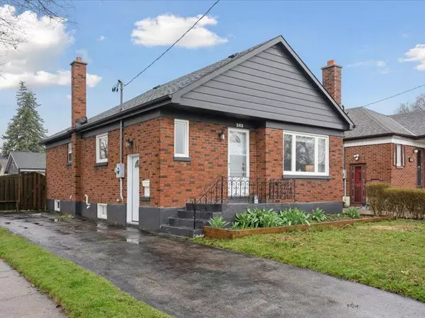 Oshawa, ON L1H 6A8,262 Highland AVE