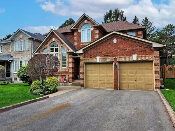 Pickering, ON L1X 2T1,2334 Meriadoc DR