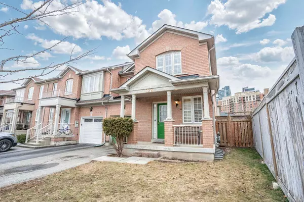 Richmond Hill, ON L4B 4T1,122 King William CRES