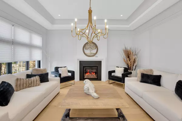 King, ON L7B 1H6,125 Clearview HTS