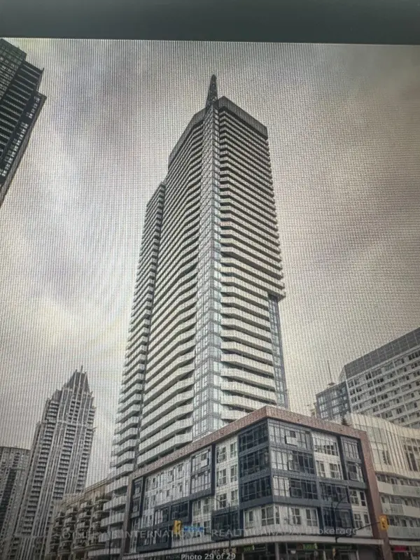 Mississauga, ON L5B 0L4,4065 Confederation Pkwy #3202