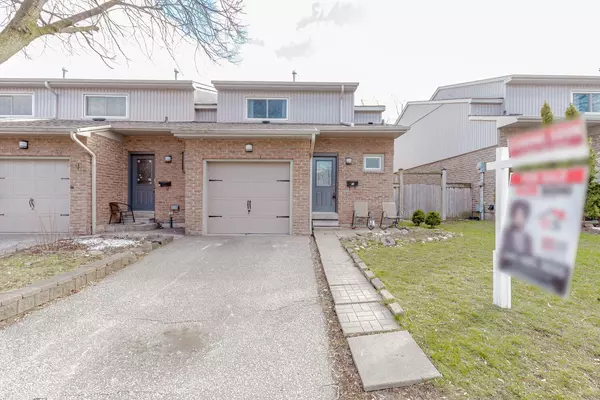 Brampton, ON L6V 3V1,399 Vodden ST E #27