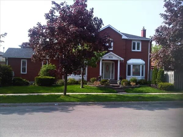 Mississauga, ON L5B 3X5,3252 Pilcom CRES