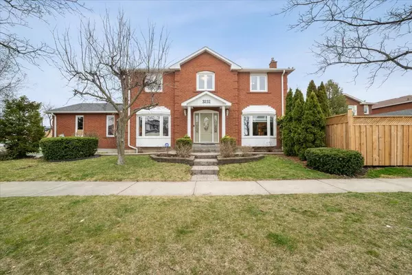 Mississauga, ON L5B 3X5,3252 Pilcom CRES