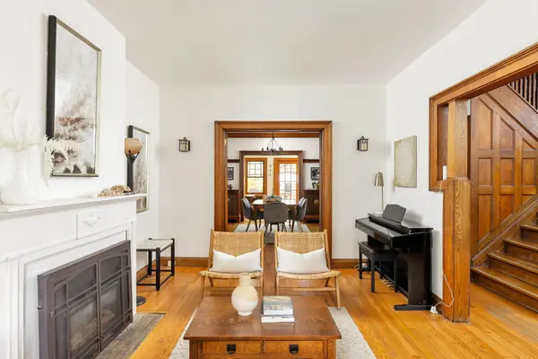 Toronto W01, ON M6R 1R4,116 Grenadier RD