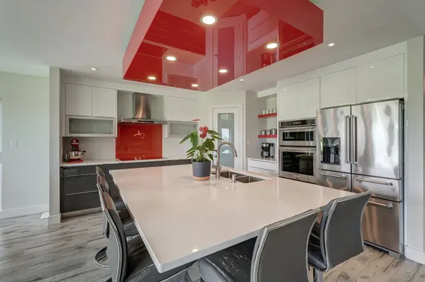 Malahide, ON N0L 2J0,51060 Ron Mcneil Line