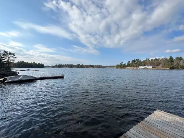 Georgian Bay, ON P0E 1E0,1150 Minnow Bay RD