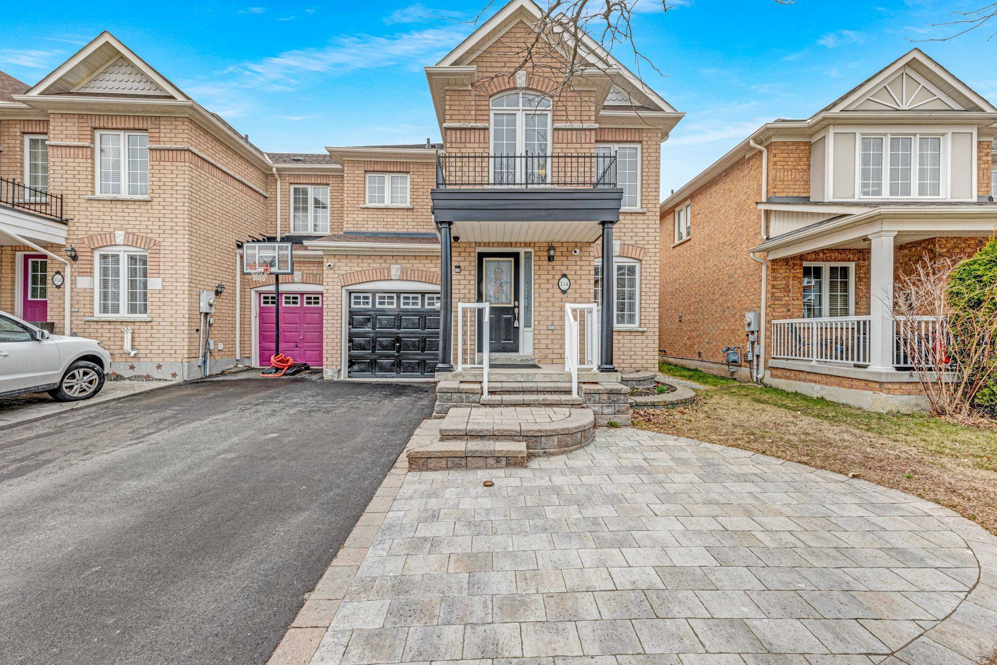 Newmarket, ON L3X 3C1,154 Gail Parks CRES