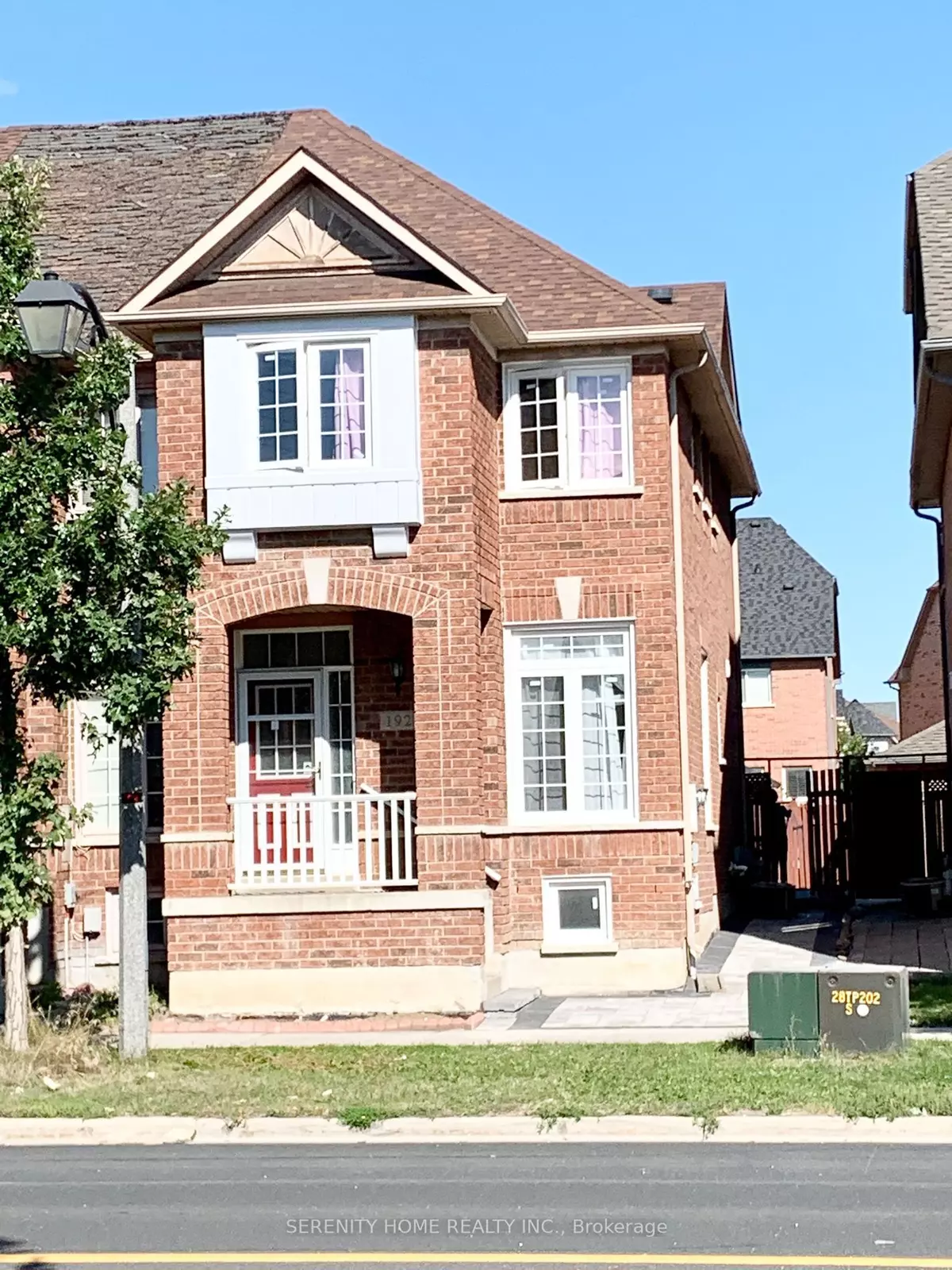 Markham, ON L6C 2M1,192 Bur Oak AVE