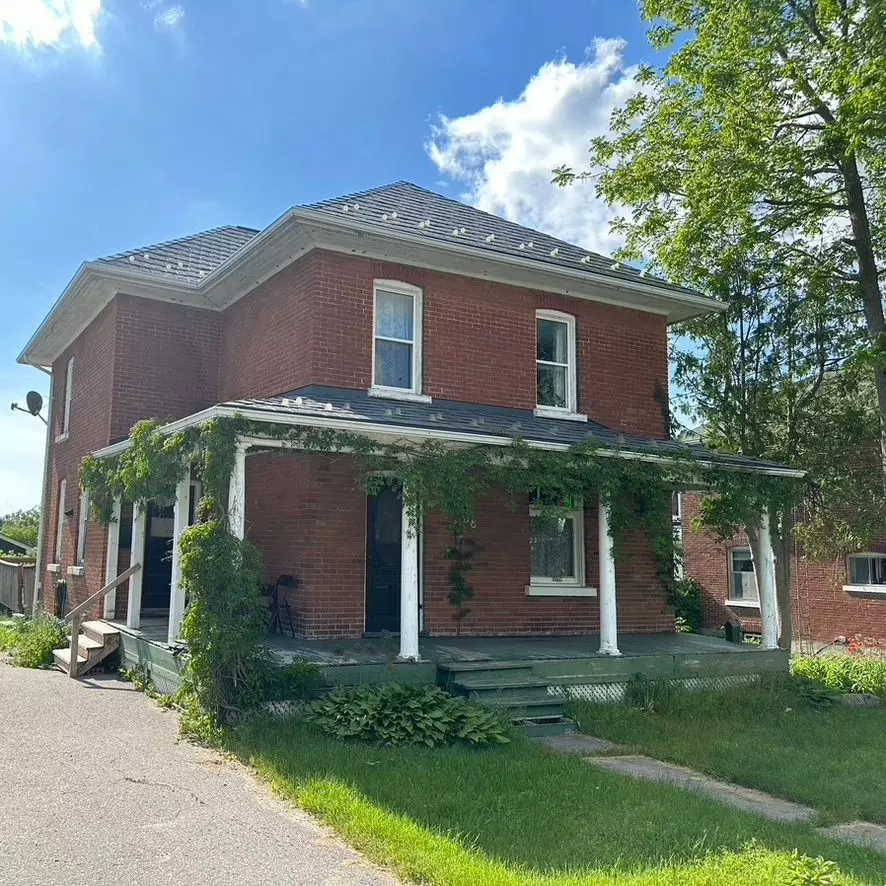 Brock, ON L0K 1A0,438 Osborne ST