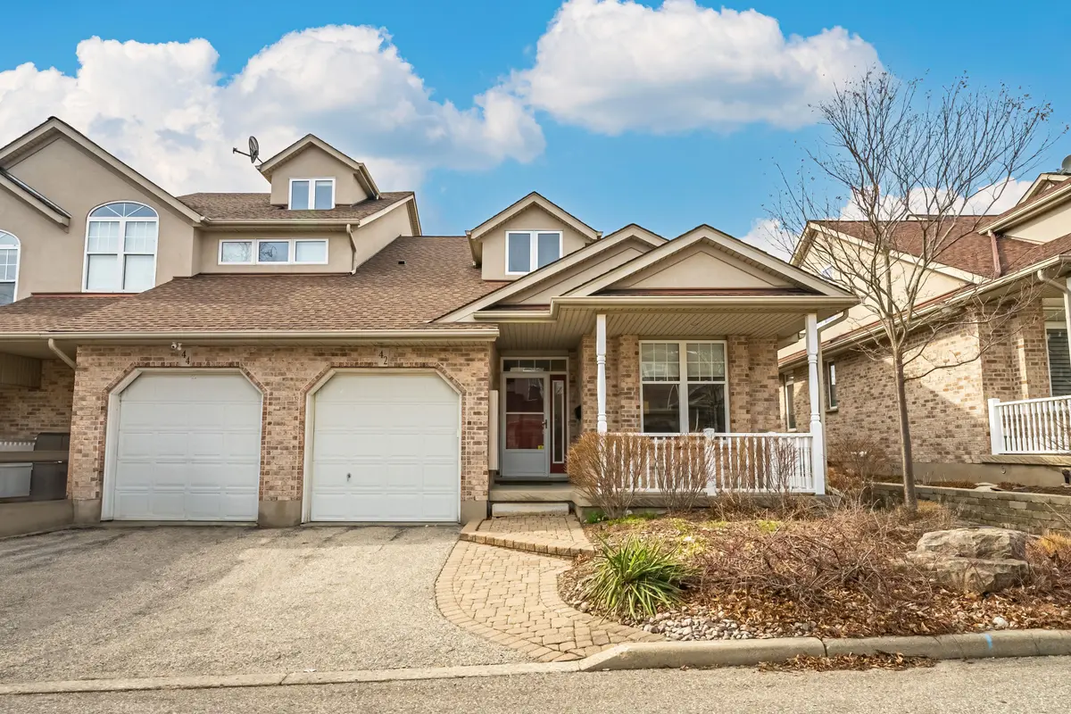 Waterloo, ON N2L 6L5,42 Norman ST