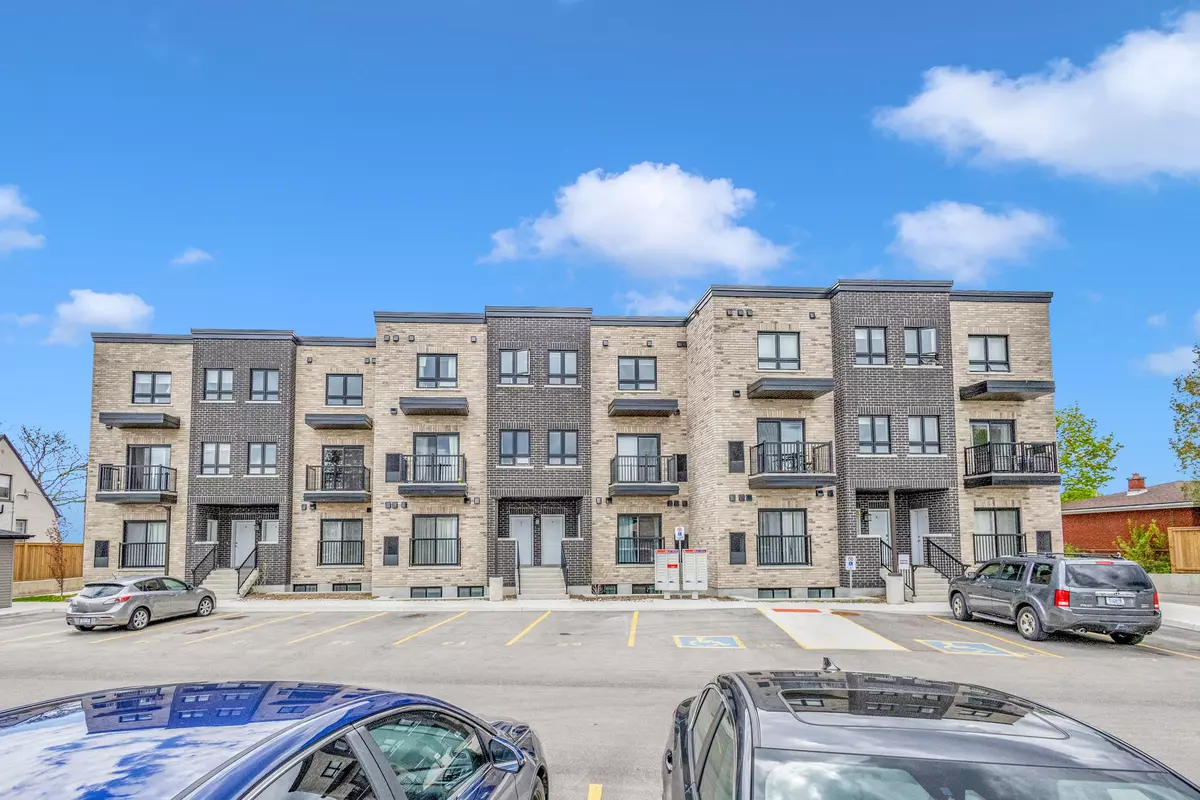 Kitchener, ON N2M 0C3,600 Victoria ST S #17