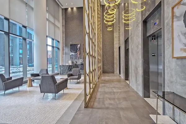 Toronto C01, ON M5V 0M4,330 Richmond ST W #2805