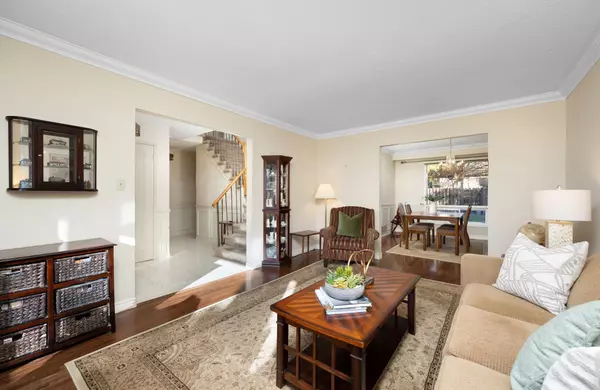 Whitby, ON L1N 6K3,123 Pringle DR